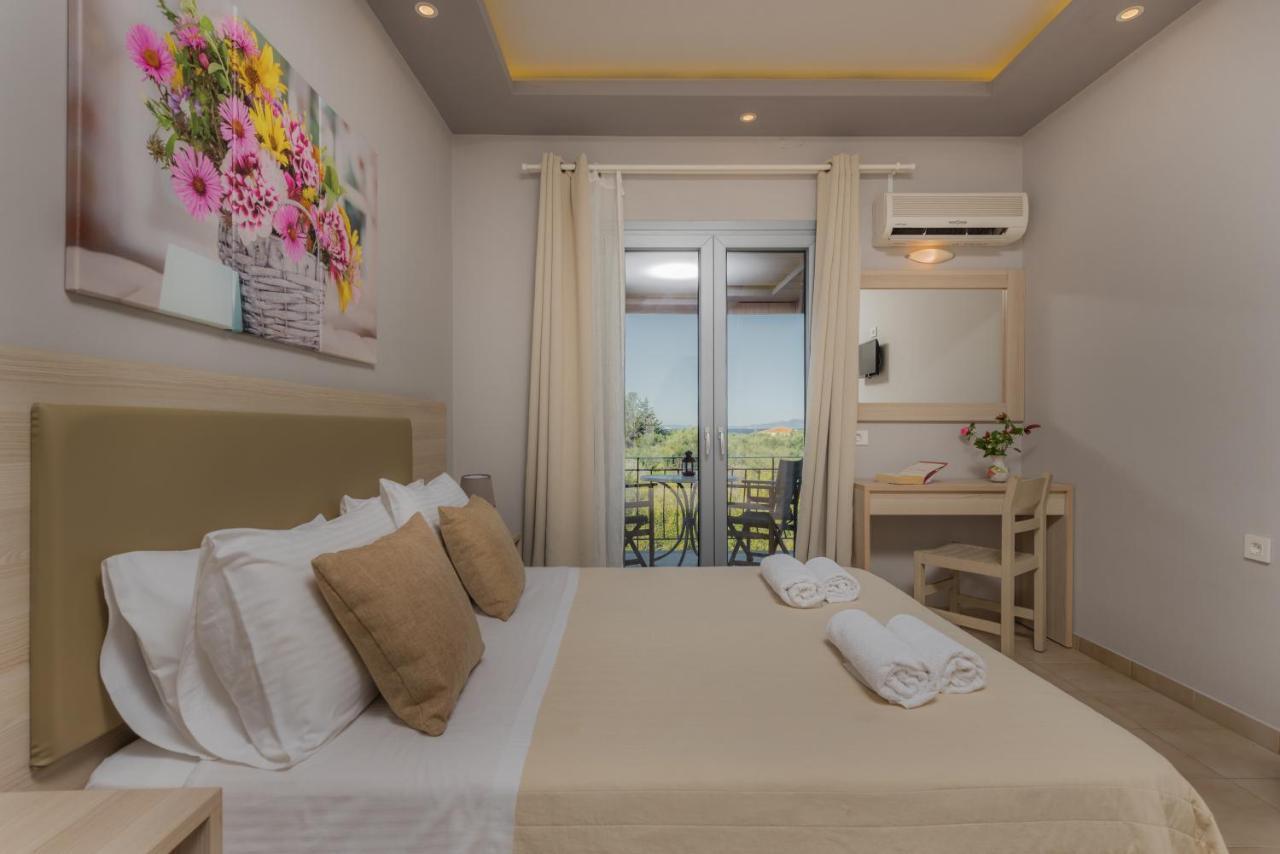 Katerina Rooms Meson Yerakarion Exterior photo