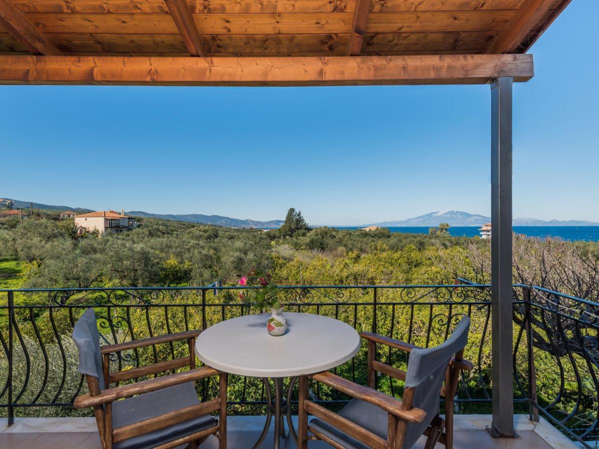 Katerina Rooms Meson Yerakarion Exterior photo