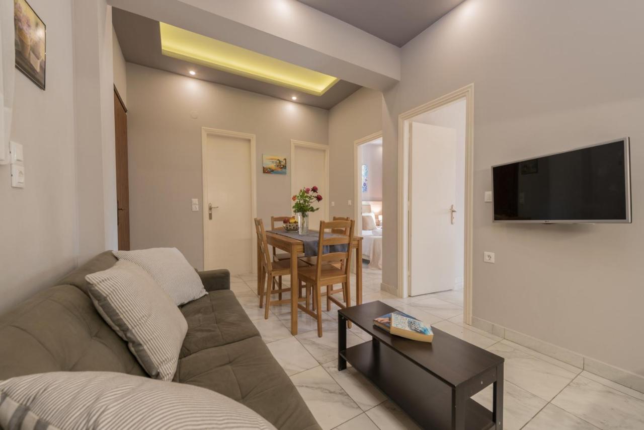 Katerina Rooms Meson Yerakarion Exterior photo
