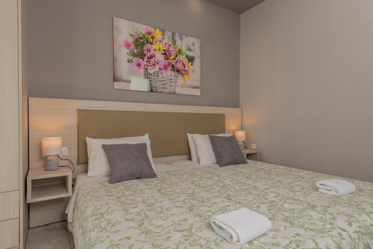 Katerina Rooms Meson Yerakarion Exterior photo
