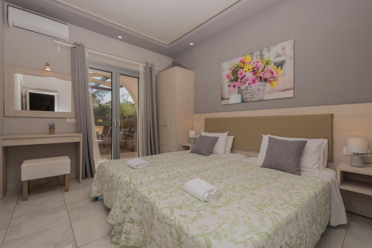 Katerina Rooms Meson Yerakarion Exterior photo